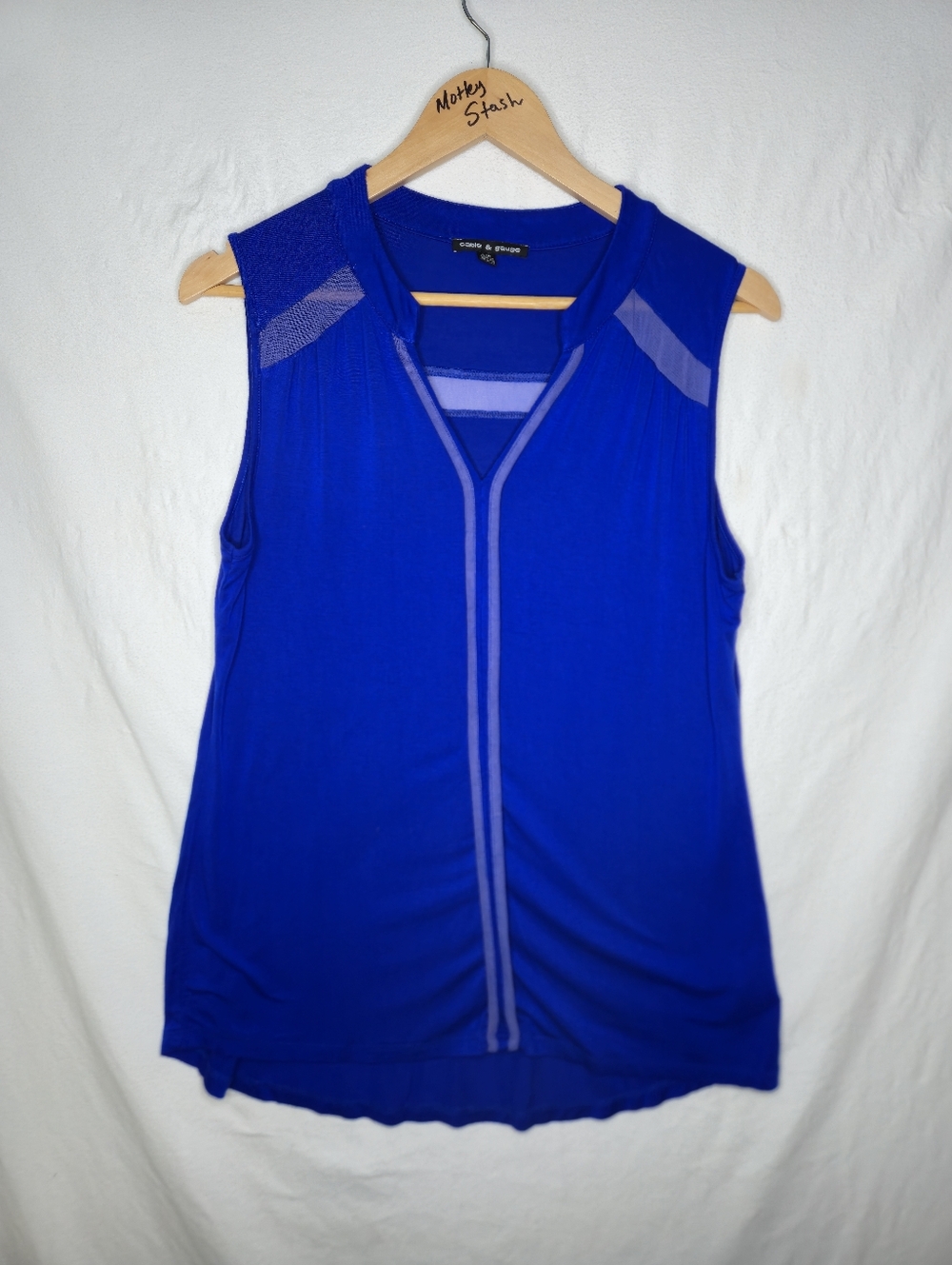 Cable & Gauge Ladies Bright Blue Sleeveless V Neck Top Size Large
